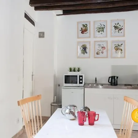 Apartman Marais Rosiers Loft - Menage Pro, Climatisation, Wifi *